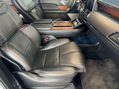 Used 2022 Lincoln Navigator Black Label image 30