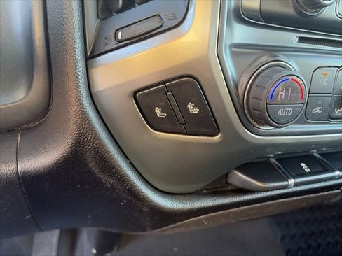 Used 2018 Chevrolet Silverado 1500 LT w/ All Star Edition image 30