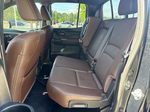 Certified 2025 Honda Ridgeline RTL image 27