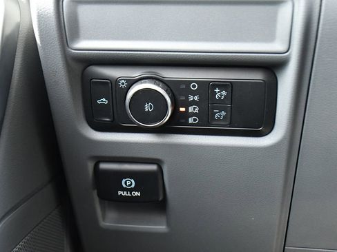 Used 2022 Ford F150 XLT AWD/4WD image 40