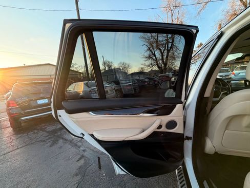 Used 2016 BMW X5 xDrive40e AWD/4WD image 15