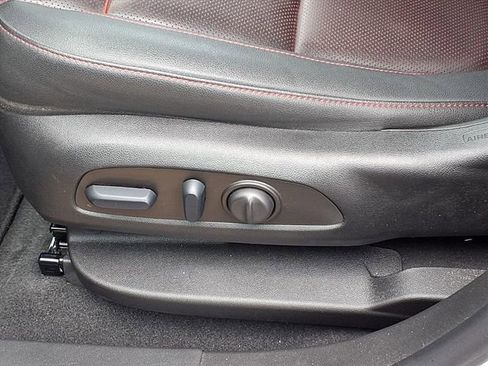 Used 2023 Chevrolet Blazer RS w/ Driver Confidence II Package image 4