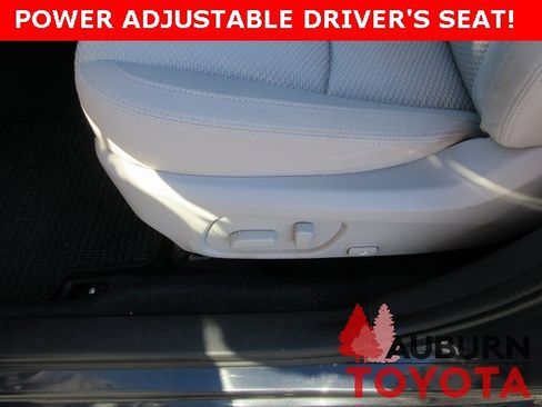 Used 2016 Subaru Forester 2.5i Premium image 13