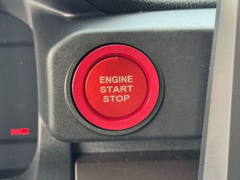 Certified 2025 Toyota Tacoma SR5 image 21