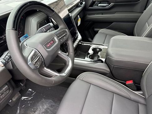 New 2026 GMC Yukon Elevation image 10