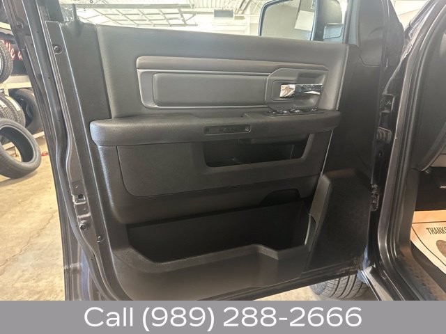 Used 2023 RAM 1500 Classic SLT AWD/4WD image 11