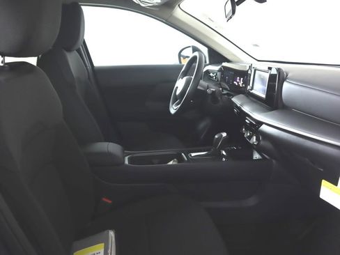 Certified 2025 Nissan Kicks S image 23