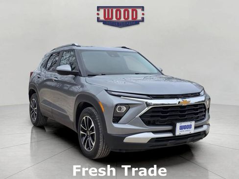 Used 2024 Chevrolet TrailBlazer LT w/ Driver Confidence Package image 1
