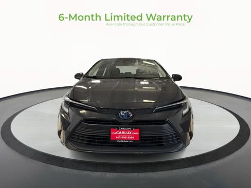 Used 2023 Toyota Corolla LE FWD image 2