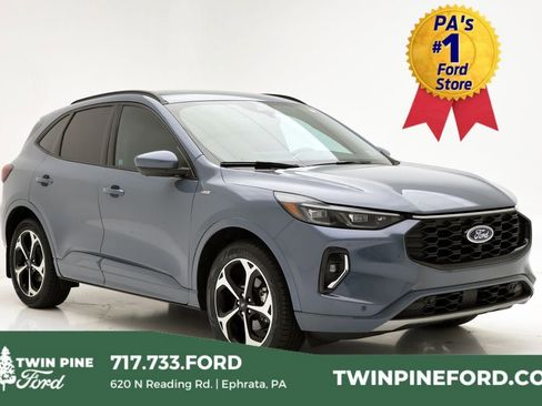Used 2023 Ford Escape ST-Line Elite w/ Class II Trailer Tow Package image 1