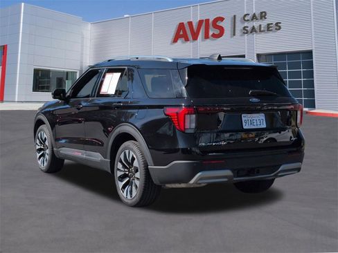 Used 2025 Ford Explorer Platinum w/ LUX Leather Package image 9