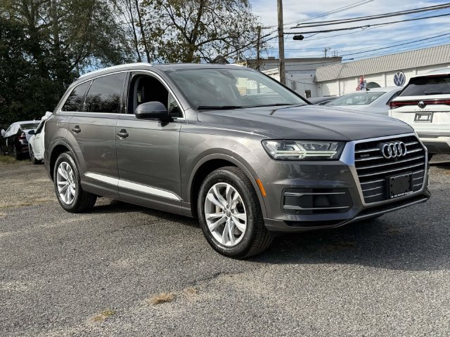 Used 2019 Audi Q7 3.0T Premium Plus w/ Premium Plus Package AWD/4WD image 2