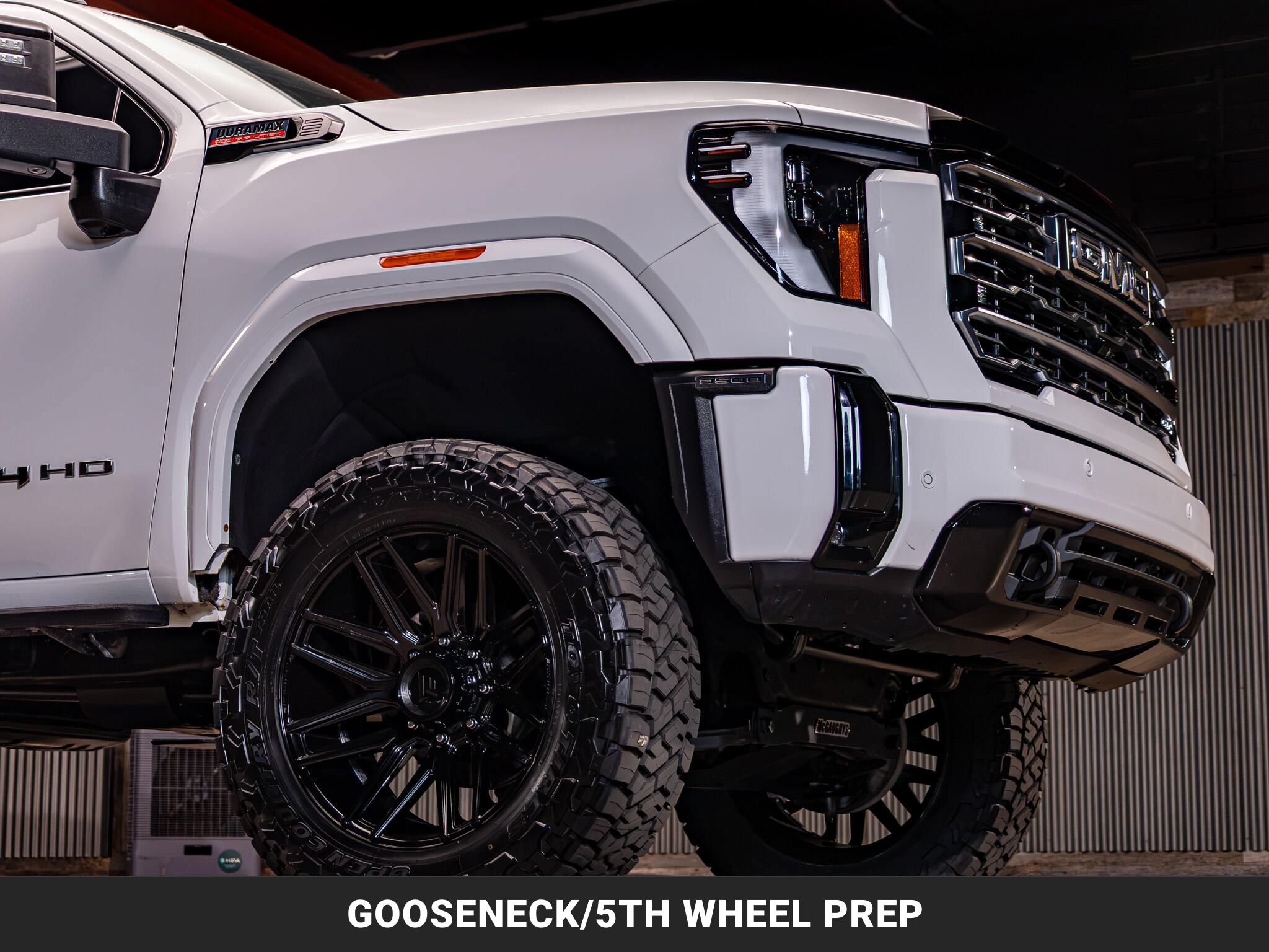Used 2025 GMC Sierra 3500 AT4 w/ Technology Package AWD/4WD image 13