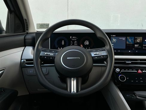 Used 2025 Hyundai Tucson SEL image 33