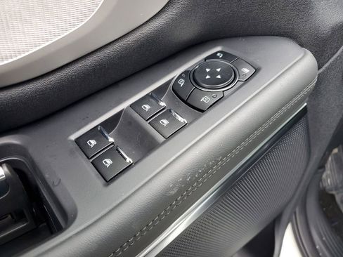 New 2026 Ford Expedition Active image 27