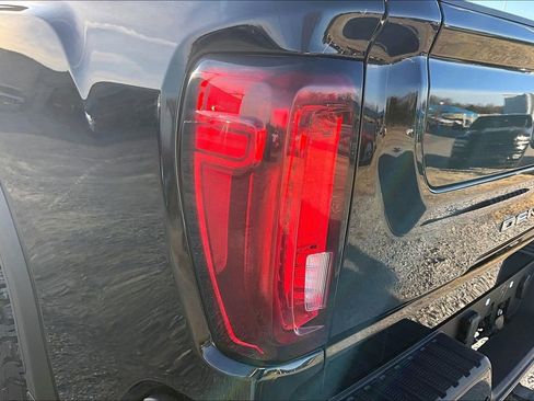 Used 2023 GMC Sierra 2500 Denali w/ Denali Ultimate Package image 26