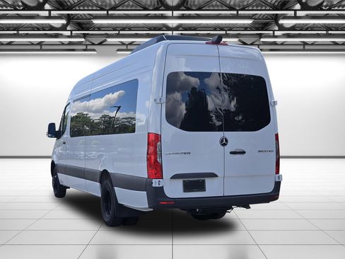 Used 2024 Mercedes-Benz Sprinter 3500 image 8