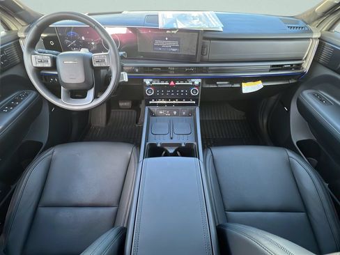 Certified 2025 Hyundai Santa Fe Calligraphy FWD image 11