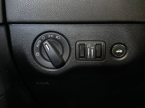 Used 2023 Dodge Charger SXT RWD image 13