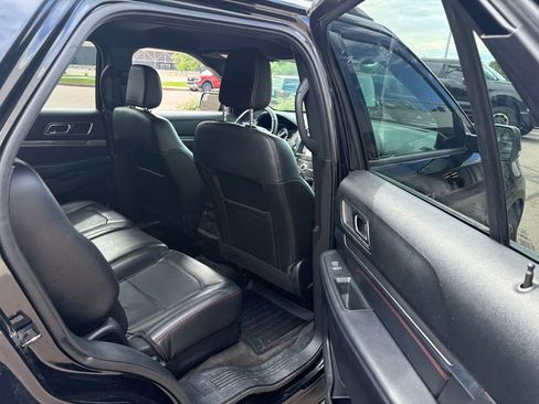 Used 2018 Ford Explorer Sport AWD/4WD image 28