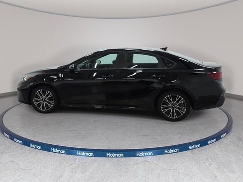 Used 2024 Kia Forte GT-Line w/ GT-Line Premium Package FWD image 9