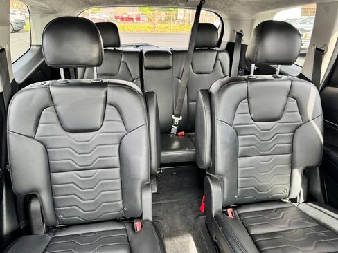 Used 2022 Kia Telluride SX w/ SX Prestige Package AWD/4WD image 16