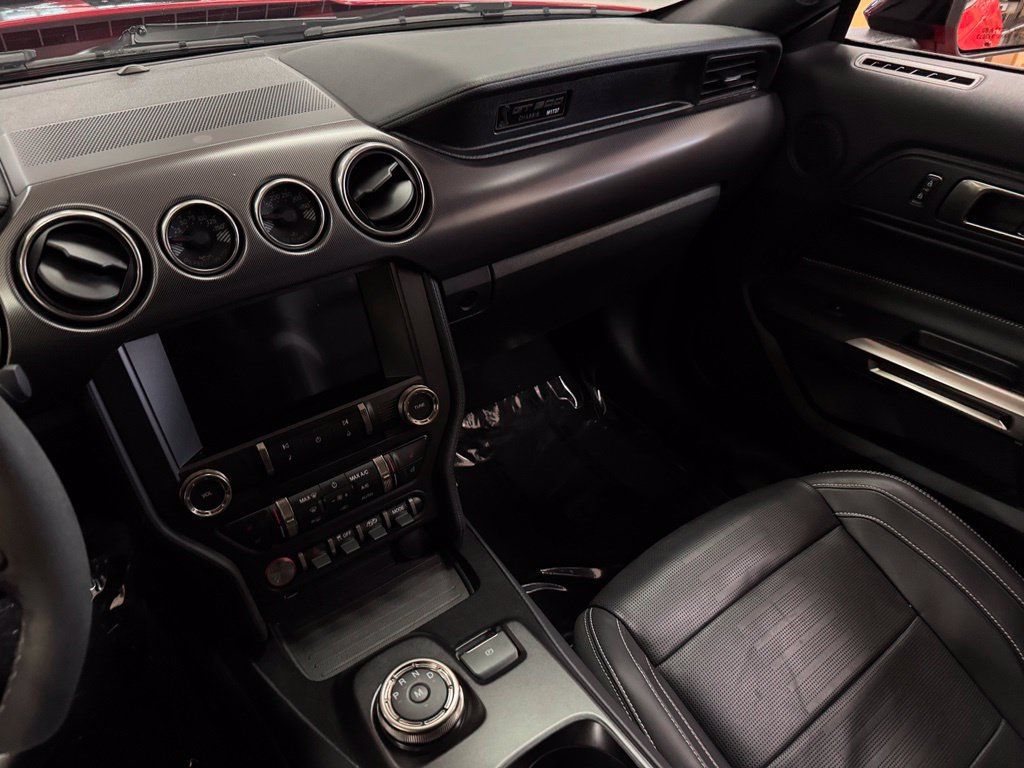 Used 2021 Ford Mustang Shelby GT500 w/ Technology Package RWD image 23