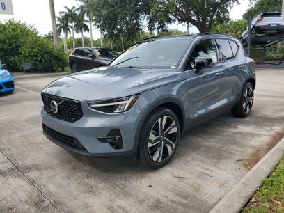 Certified 2023 Volvo XC40 B5 Plus w/ Climate Package