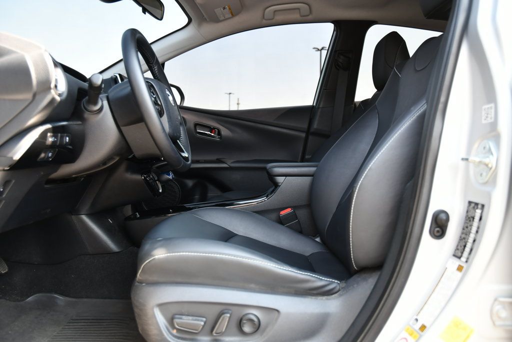 Used 2021 Toyota Prius Prime XLE FWD image 17