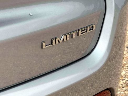Certified 2025 Jeep Compass Limited AWD/4WD image 11