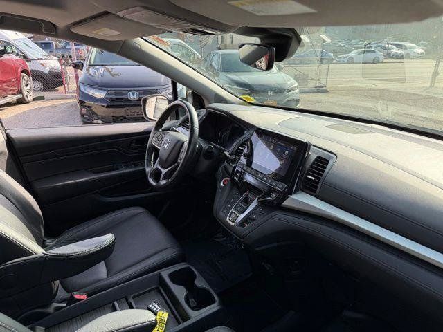 Used 2023 Honda Odyssey EX-L image 13