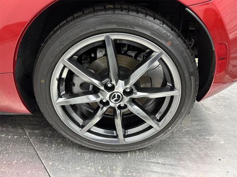 Used 2017 MAZDA MX-5 Miata RF Grand Touring image 27
