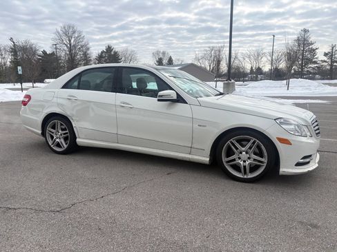 Used 2012 Mercedes-Benz E 350 Sedan w/ Lane Tracking Pkg image 7