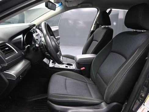 Used 2019 Subaru Outback 2.5i Premium AWD/4WD image 9