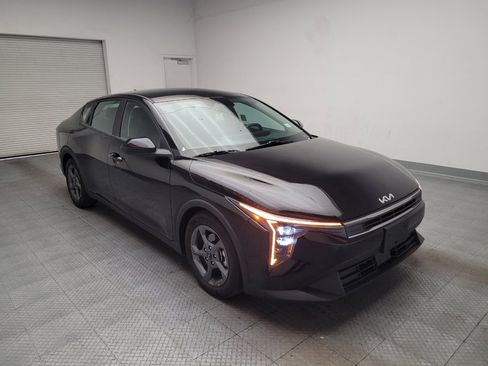 Used 2025 Kia K4 FWD image 13
