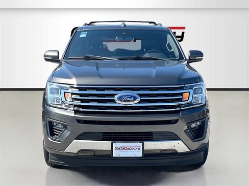 Used 2021 Ford Expedition Max XLT image 2