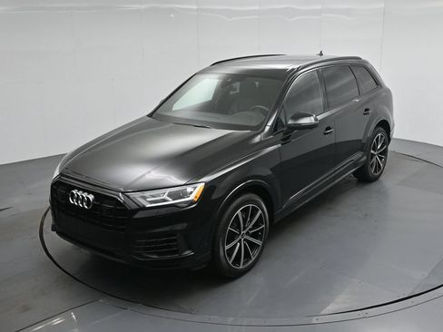 Used 2022 Audi Q7 3.0T Premium Plus w/ Premium Plus Package AWD/4WD image 37