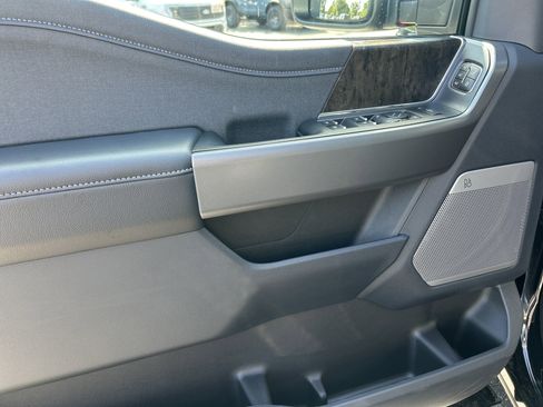 New 2025 Ford F250 Lariat w/ Lariat Ultimate Package image 17