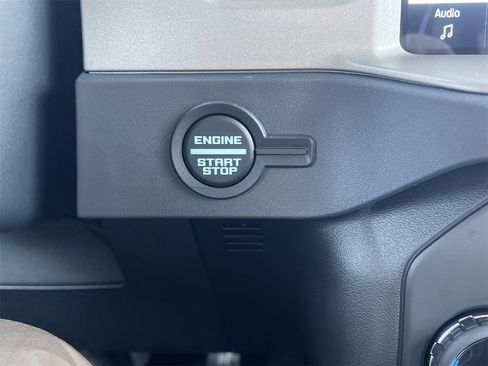 New 2025 Ford Bronco Outer Banks image 5