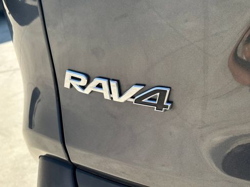 Used 2024 Toyota RAV4 XLE w/ Convenience Package FWD image 13