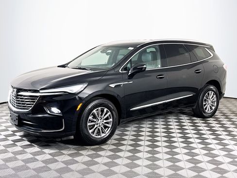 Used 2024 Buick Enclave Premium AWD/4WD image 4