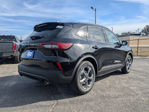 New 2026 Ford Escape ST-Line image 4