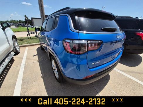 Used 2025 Jeep Compass Limited AWD/4WD image 6