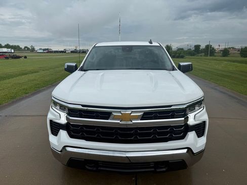 Used 2023 Chevrolet Silverado 1500 LT AWD/4WD image 11
