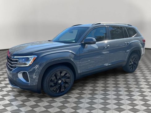 New 2026 Volkswagen Atlas SE image 7