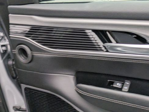 New 2026 Jeep Grand Wagoneer Limited w/ Premium Group II AWD/4WD image 34