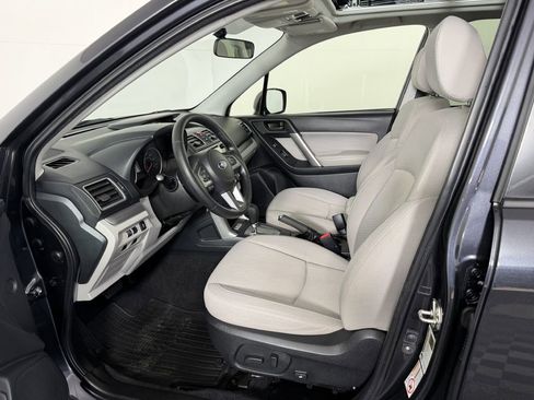 Used 2017 Subaru Forester 2.5i Premium w/ All-Weather Package AWD/4WD image 13