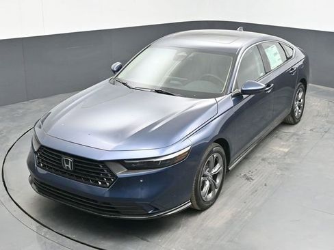New 2026 Honda Accord EX-L image 15