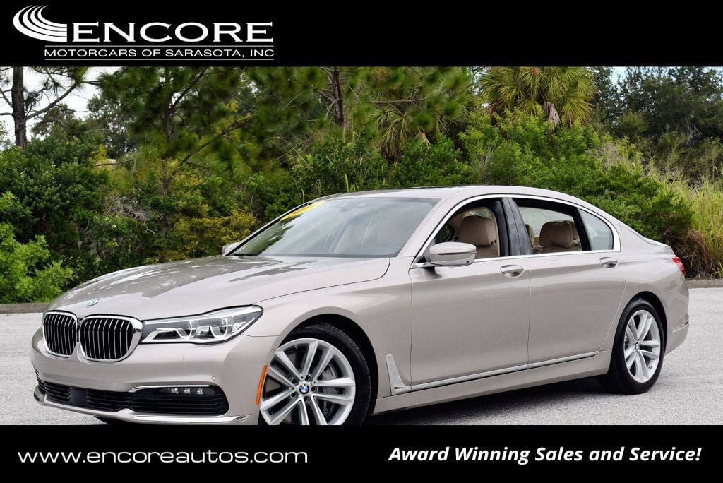 Used 2016 BMW 750i xDrive AWD/4WD image 1