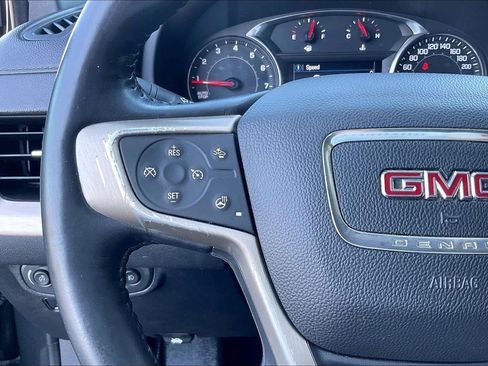 Used 2018 GMC Terrain Denali w/ GMC Pro Grade Package AWD/4WD image 19